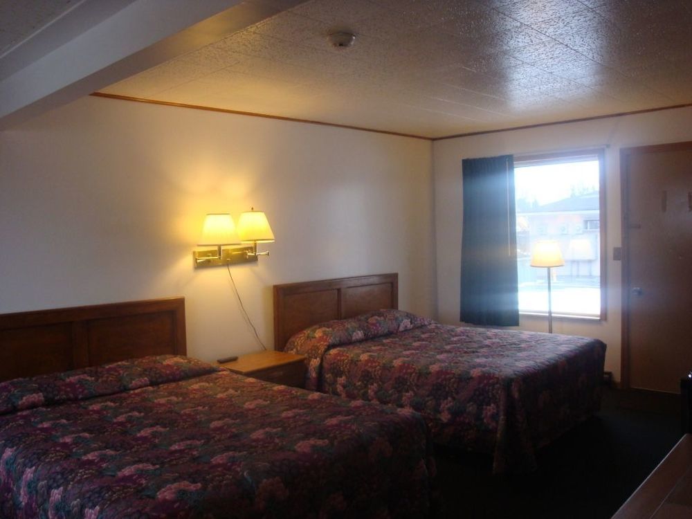 Currys Motel By Oyo Saginaw Mi ห้อง รูปภาพ