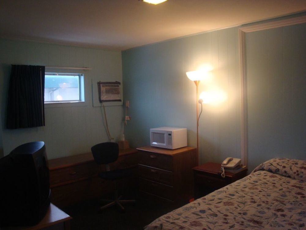 Currys Motel By Oyo Saginaw Mi ห้อง รูปภาพ