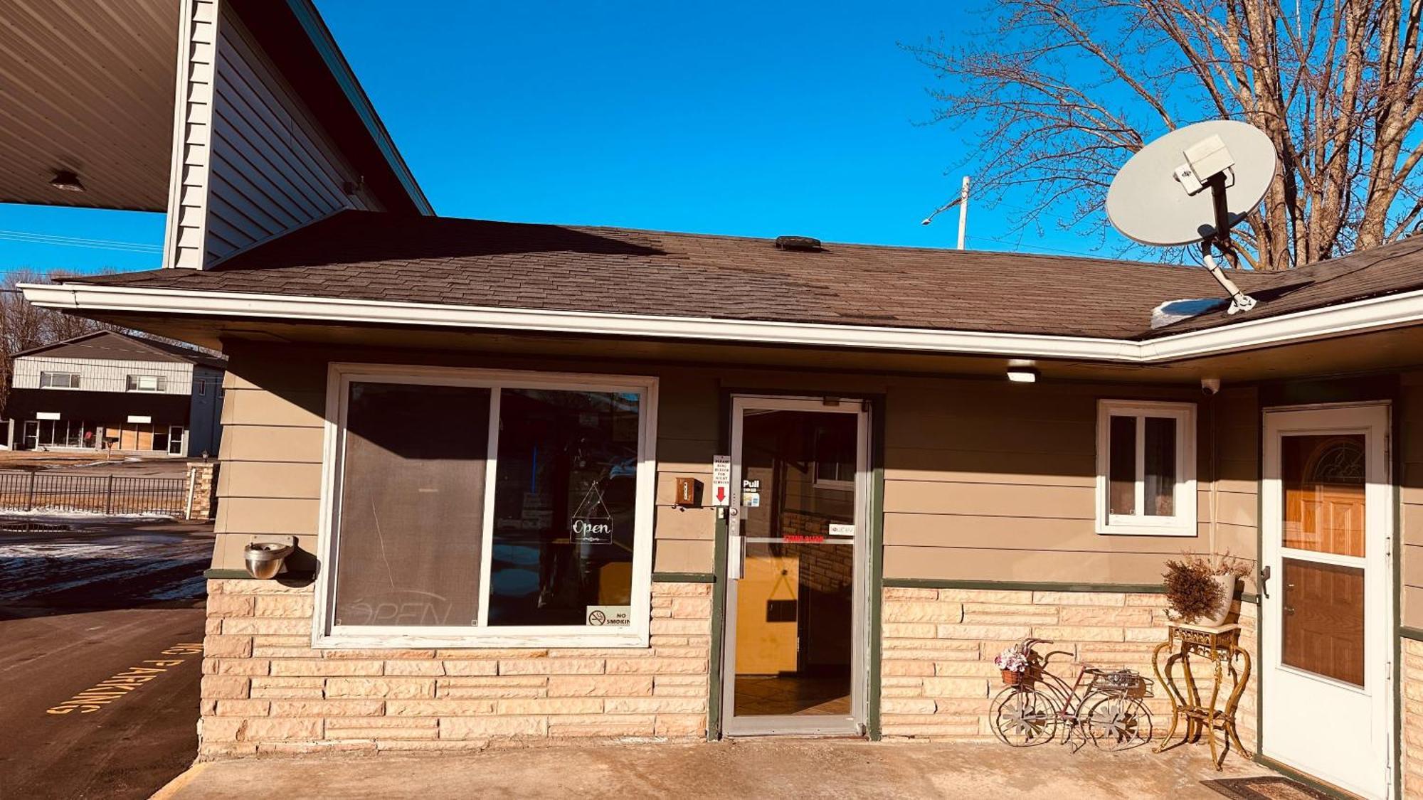 Currys Motel By Oyo Saginaw Mi ภายนอก รูปภาพ